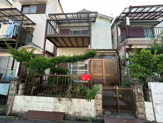 鷹殿町戸建の外観