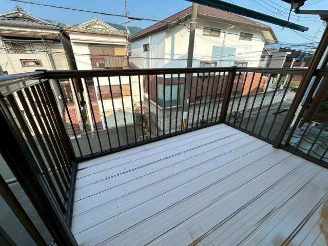 鷹殿町戸建のバルコニー