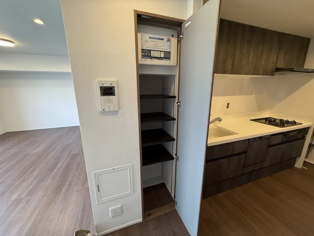 ラ・フォルテ西神中央2番館の収納