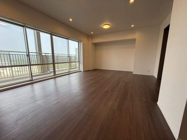 ラ・フォルテ西神中央2番館の居間・リビング