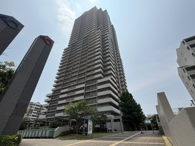 ラ・フォルテ西神中央2番館の外観