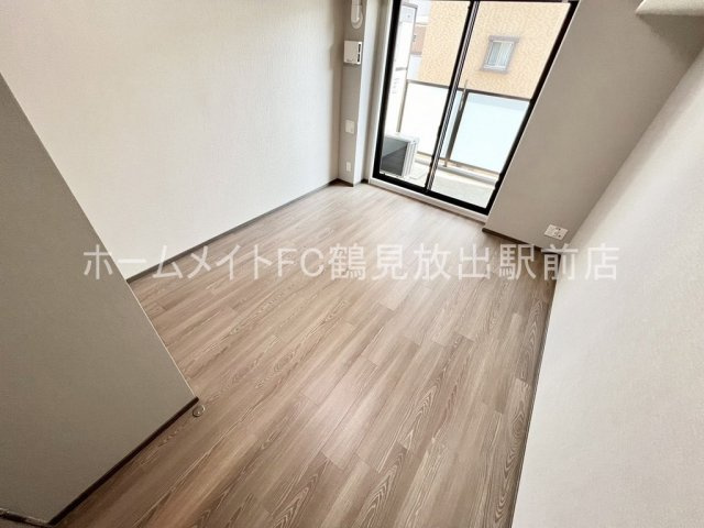 大阪市鶴見区放出東３丁目の賃貸マンションの居間・リビング