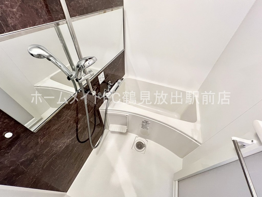 大阪市鶴見区放出東３丁目の賃貸マンションの浴室