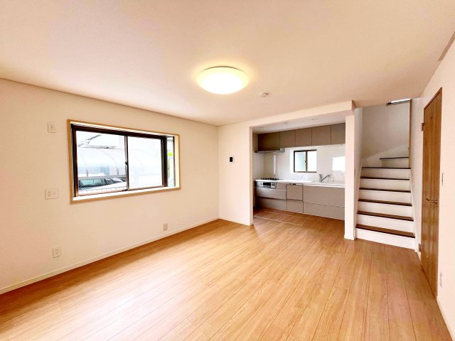 逗子市沼間三丁目戸建のキッチン