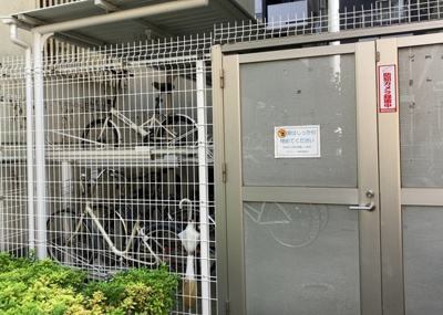 【駐輪場】 | グランスイート本厚木 | マンションの駐輪場は、事前に空きがあるか確認を取ると安心です。せっかく入居したのに駐輪スペースがない！なんてことになったら大変ですよね。そこで、内見時や購入前にはまず事前に確認しておくと良いでしょう。