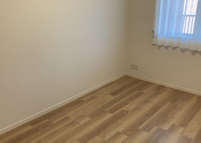 【子供部屋】 | グランスイート本厚木 | 子供が何人でも年齢によっては、受験時にしっかり壁のある個室があった方が良い場合もあります。難しい問題ですが、兄弟の人数や、性別や年齢差によって状況が異なりますので、数年後のこともしっかり考えましょう。