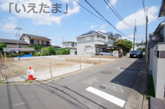 【前面道路含む現地写真】