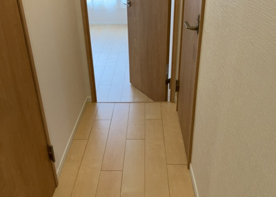 【内装】 | 本厚木リバーサイドマンション参番館 | 内装はとにかくおしゃれなものがいい！と選ぶ前に、まず住んだ後のことを想像してみましょう。住んでみたらコンセントの位置が悪くて使いにくいなど出てきます。事前にどの家電をどこに置くか想定しておきましょう。