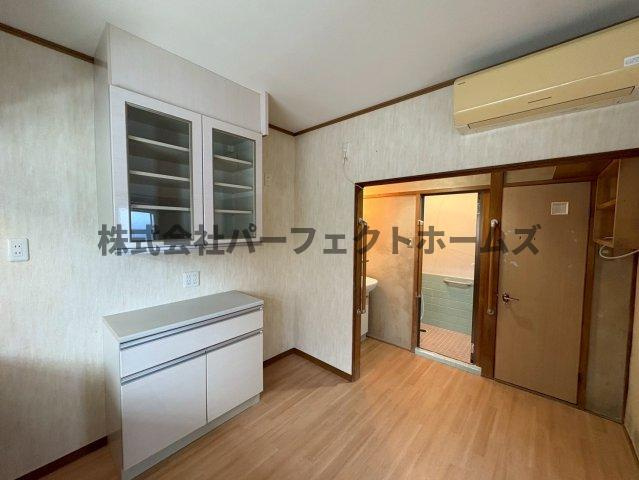 高柳5丁目戸建　賃貸の居間・リビング|ゆったりとした居間です