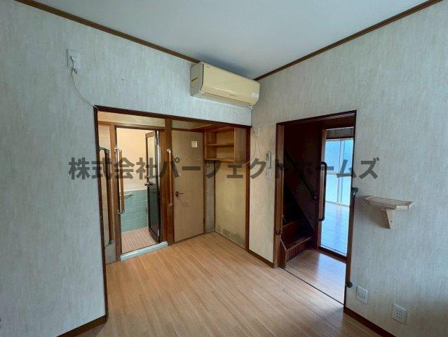 高柳5丁目戸建　賃貸の居間・リビング|使いやすいリビングです