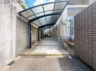 カーポート付き駐車スペース