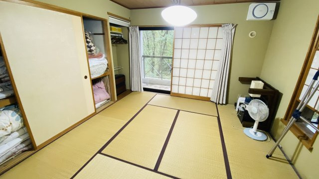 浅間ハイランドパーク プルミエールA棟1階 2LDKの和室