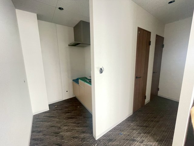 エルミ四郷の内装