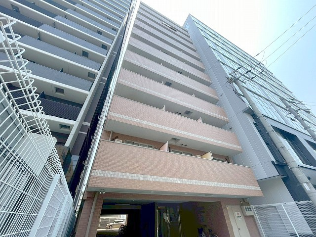 M’プラザ新大阪駅前の外観