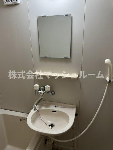 村松ビルの洗面所