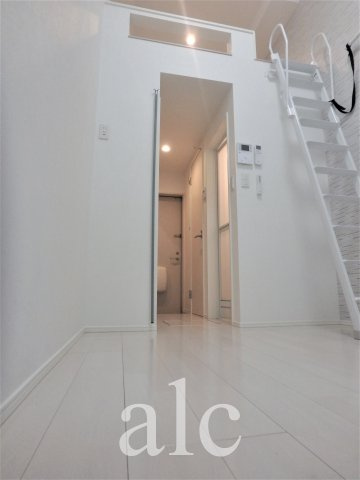 YRoom Ⅱ（ワイルームツー）の内装|同建物内別部屋　