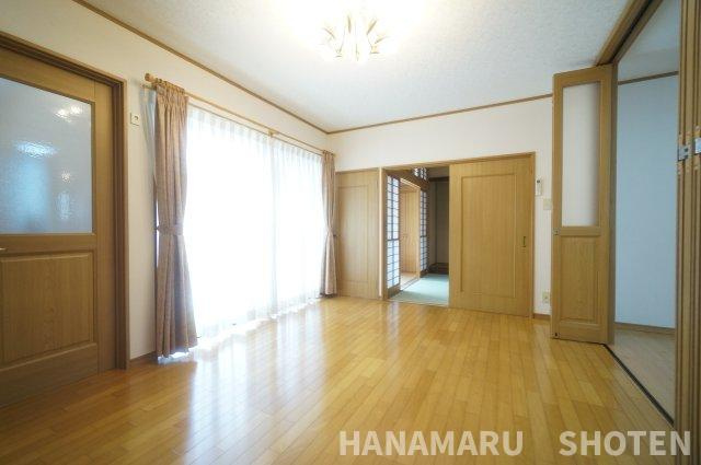 中古　千葉市若葉区桜木の居間・リビング|＊当日ご案内可＊ご希望の物件まとめてご案内！弊社が掲載していない物件でもOK♪お気軽にご相談ください ♪お電話でのお問合わせがスムーズ♪