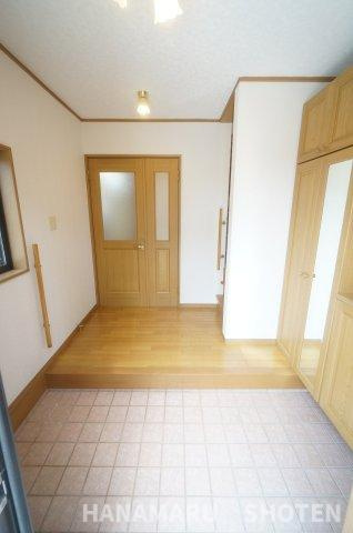 中古　千葉市若葉区桜木の玄関|＊当日ご案内可＊ご希望の物件まとめてご案内！弊社が掲載していない物件でもOK♪お気軽にご相談ください ♪お電話でのお問合わせがスムーズ♪