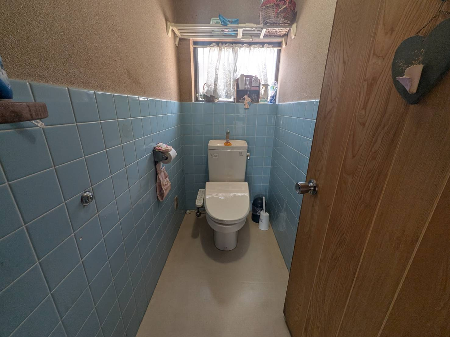 和泉市黒鳥町戸建（平屋）6DK（はなれ含む）のトイレ