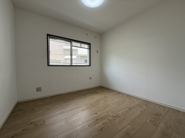 コンフォール学園緑が丘第2　弐七号棟の洋室