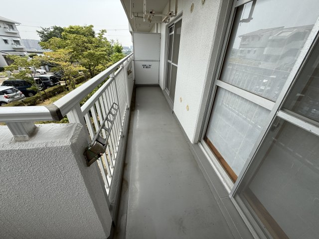 コンフォール学園緑が丘第2　弐七号棟のバルコニー