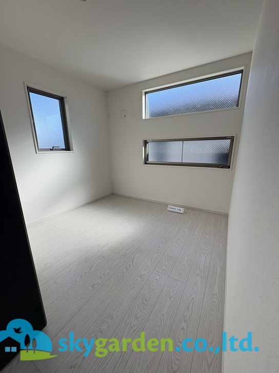 茅ヶ崎市柳島2期　新築戸建　全2棟2号棟の洋室