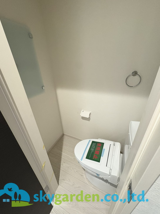 茅ヶ崎市柳島2期　新築戸建　全2棟2号棟のトイレ