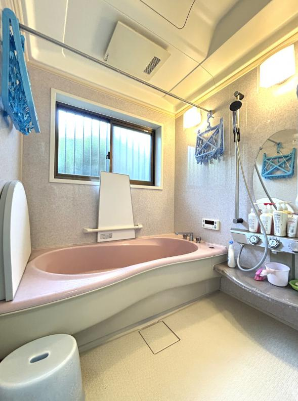 日立市滑川本町1丁目　中古戸建の浴室