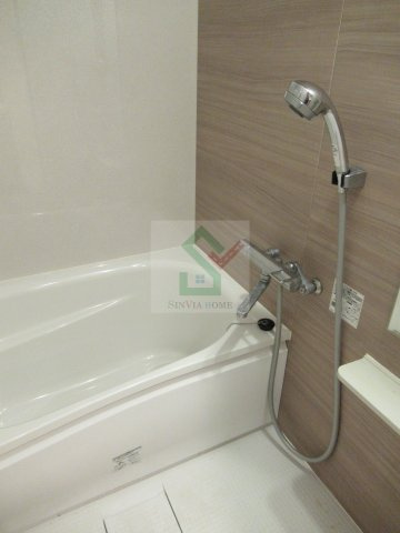 ルーブル中村橋参番館の浴室