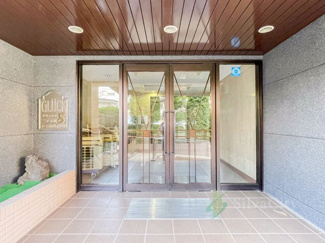 【エントランス】 | グリュック８二子玉川イーストウィング | エントランス