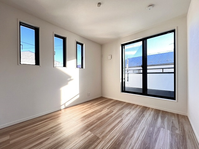 【洋室】 | 練馬区谷原6丁目　新築一戸建住宅（成増店） | 5.25帖の洋室。