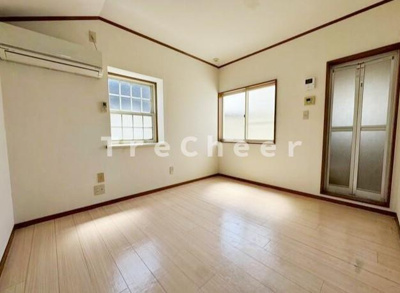 【寝室】 | サラーム烏山