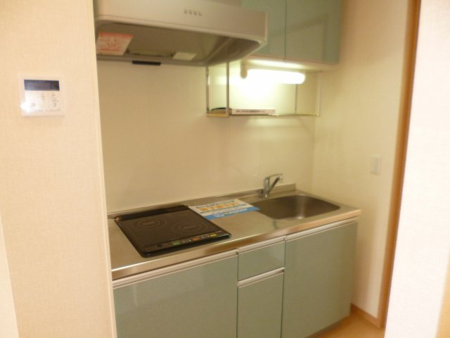 秋桜Ｂのキッチン|ＩＨコンロ付き