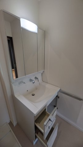 中古住宅　市橋6丁目の洗面所