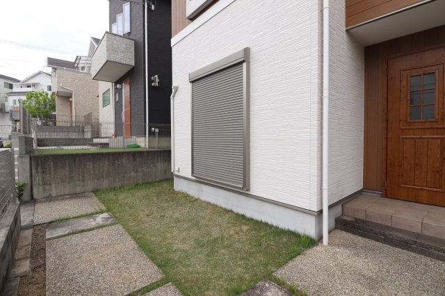 富田林市金剛錦織台　4LDKの庭