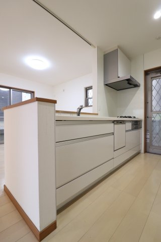 富田林市金剛錦織台　4LDKのキッチン