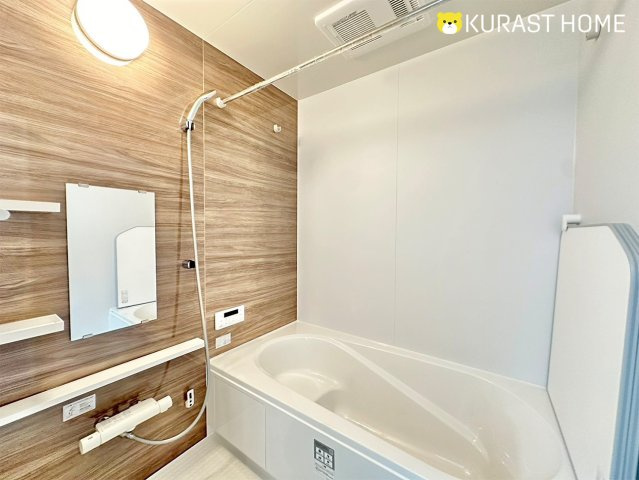 京都市西京区桂池尻町　新築戸建の浴室