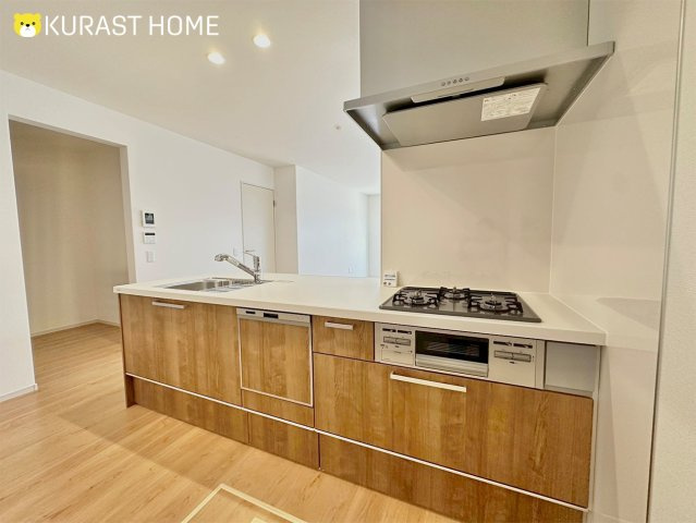 京都市西京区桂池尻町　新築戸建のキッチン