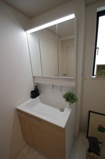 【独立洗面台】 | 【仲介手数料無料！！】府中市白糸台1丁目　新築戸建て（全1棟）4990万円