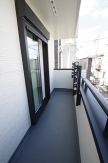 【バルコニー】 | 【仲介手数料無料！！】府中市白糸台1丁目　新築戸建て（全1棟）4990万円