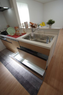 【キッチン】 | 【仲介手数料無料！！】府中市白糸台1丁目　新築戸建て（全1棟）4990万円