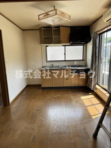 下三栖店舗付住宅の居間・リビング|居間です