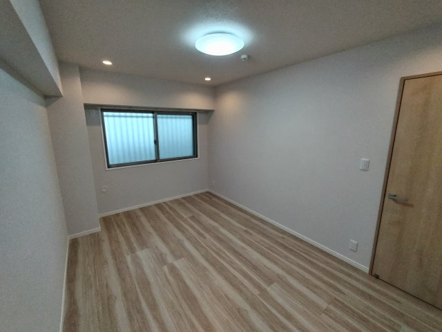 【洋室】ベイサイドプラザ若松本館 