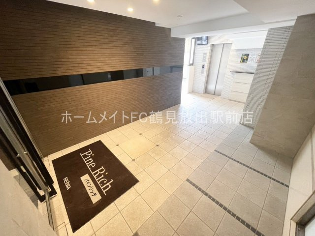 パインリッチのロビー
