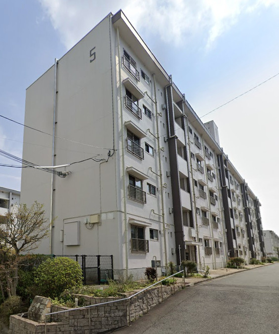 渦が森コーポ5号館の外観