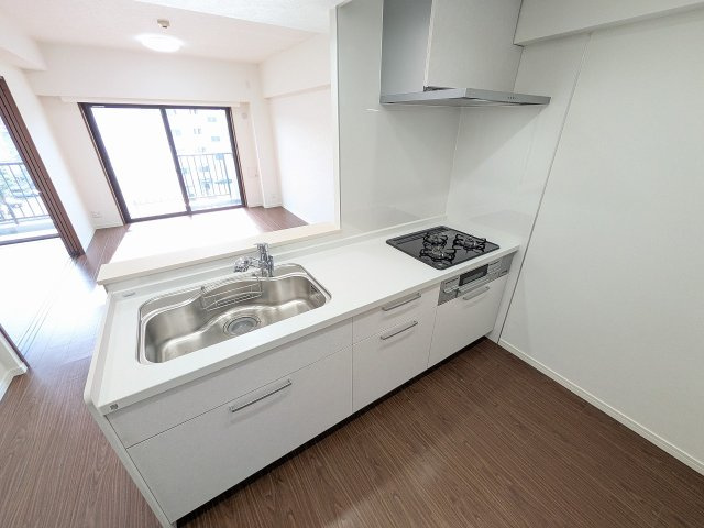 センチュリーめじろ台のキッチン|～新規交換済、使い勝手の良いシステムキッチン～