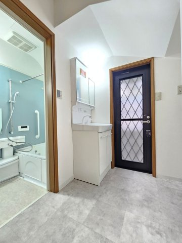 【独立洗面台】の画像