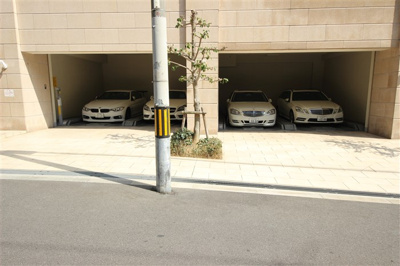 【駐車場】 | コスモリード谷町六丁目
