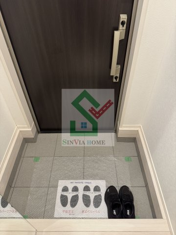 Koletひばりヶ丘西の玄関