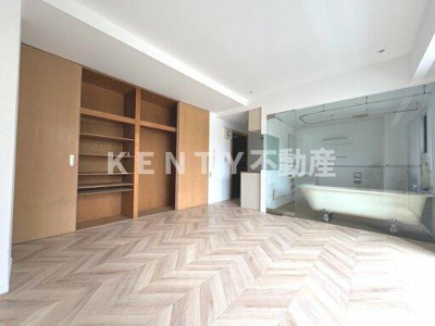 【寝室】 | シャイン元住吉 | 広くて明るい寝室